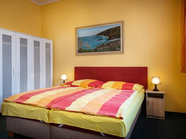  pokój z łazienką n. 1