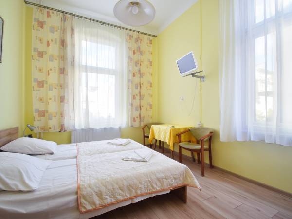 pokój nr 14 - 2 os parter