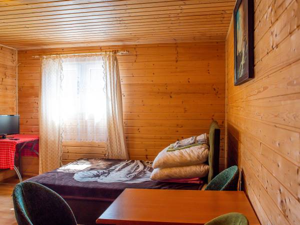 Pokoje, domki, pole biwakowe Pod Świerkami