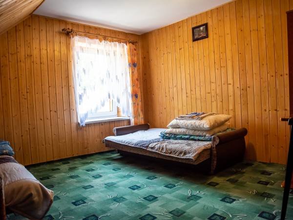 Pokoje, domki, pole biwakowe Pod Świerkami