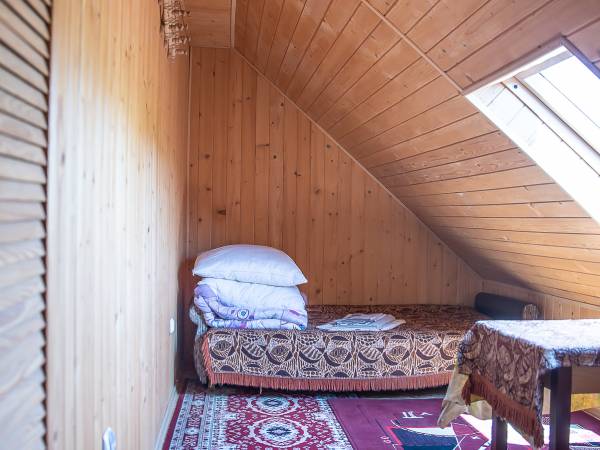 Pokoje, domki, pole biwakowe Pod Świerkami