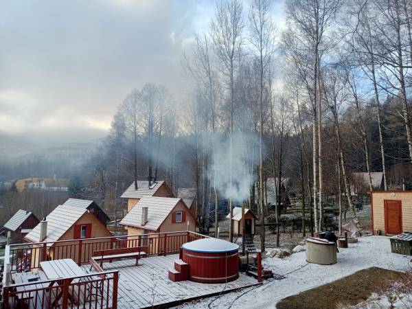 Taras widokowy Balia i Sauna z lewej strony 