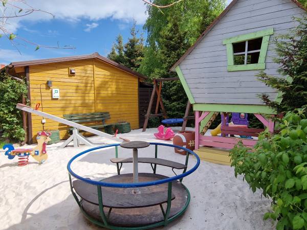 Plac zabaw na terenie ośrodka ul. Liliowa 9