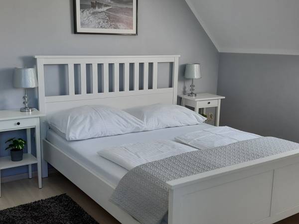 Dom Nad Jeziorem - Natalia