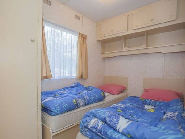 Dom wczasowy oraz domki letniskowe Pustkowo