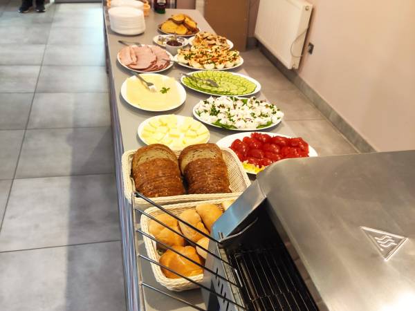 śniadanie bufetowe dla grup zorganizowanych