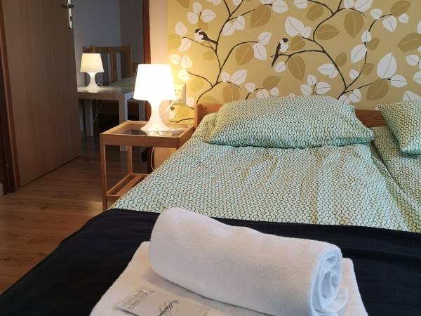 sypialnia w apartamencie 