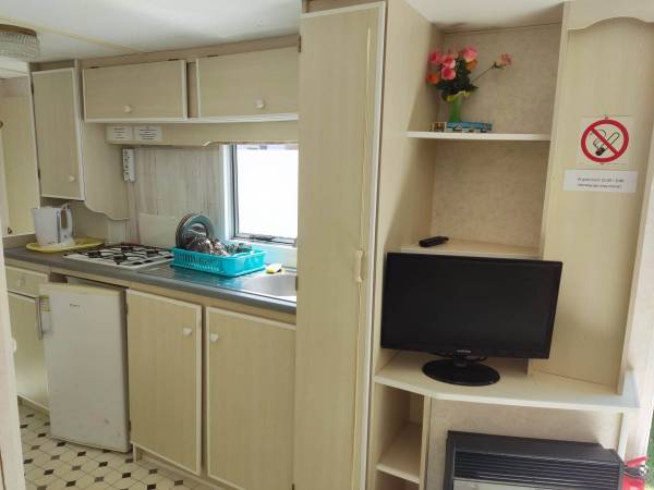 Dom wczasowy oraz domki letniskowe Pustkowo