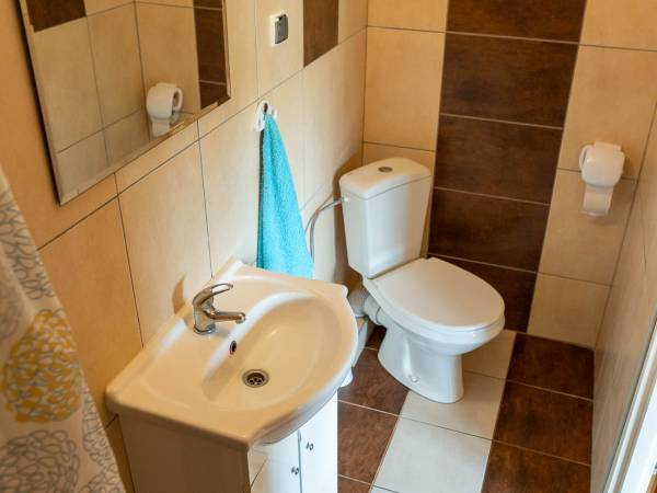 Na Skraju Lasu - pokój dwuosobowy cena od 200zł/dobę 