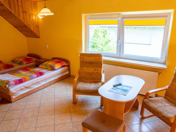 Na Skraju Lasu - pokój dwuosobowy cena od 200zł/dobę 