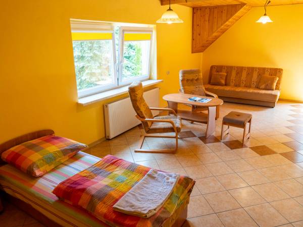 Na Skraju Lasu - pokój dwuosobowy cena od 200zł/dobę 