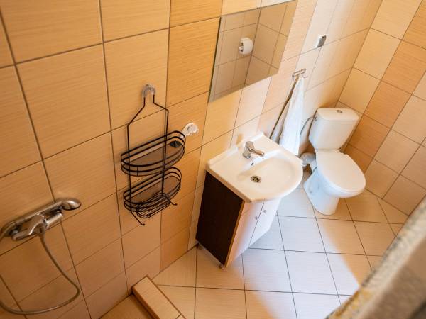 Na Skraju Lasu - pokój dwuosobowy cena od 200zł/dobę 