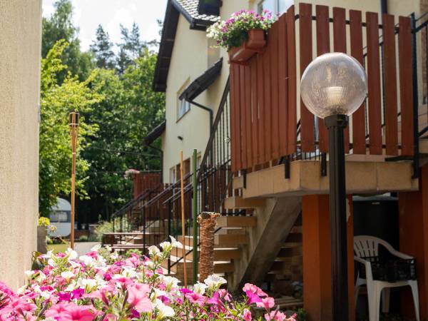 Na Skraju Lasu - pokój dwuosobowy cena od 200zł/dobę 