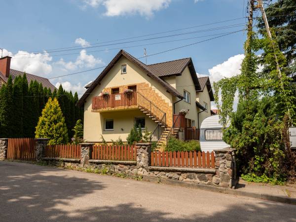 Na Skraju Lasu - pokój dwuosobowy cena od 200zł/dobę 