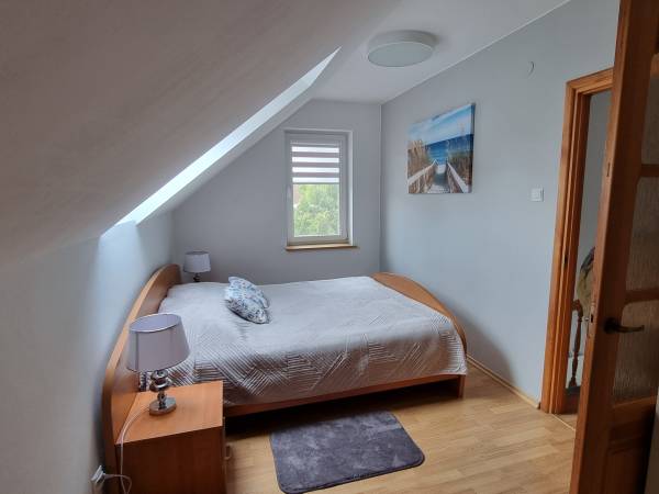 Lewa strona - sypialnia 1