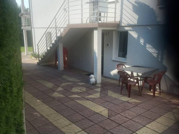 taras dla pokoju nr,7 i balkon dla pokoju nr.3