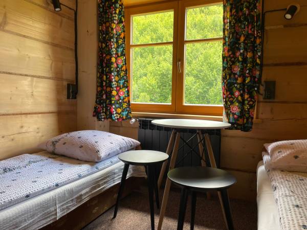 Pokój dwuosobowy z łazienką