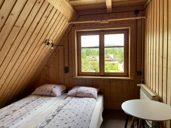 Pokój dwuosobowy z łazienką