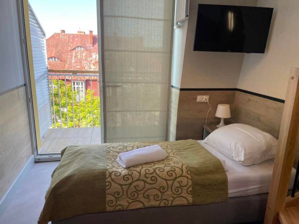 POKOJ Z ANTRESOLĄ. 4 PIĘTRO