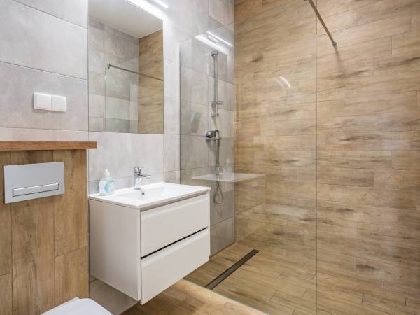 POKOJE I APARTAMENTY U TOMKA