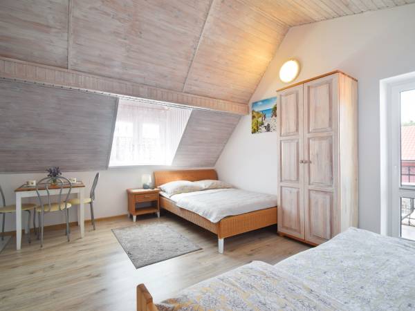 APARTAMENT 3 osob.Nr.10 z Mini Kuchnią oraz Balkonem