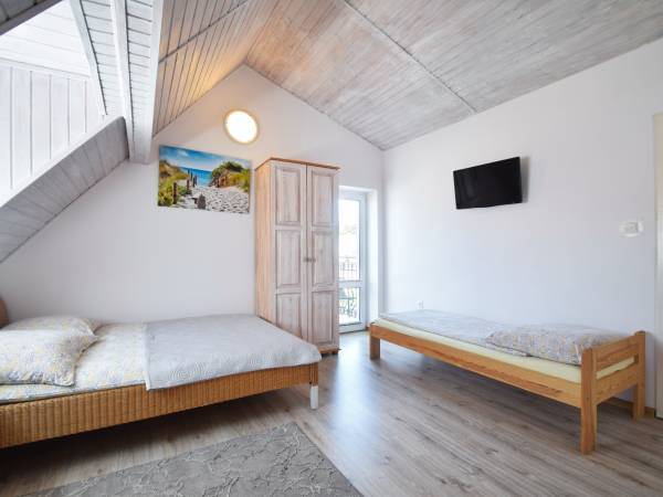 APARTAMENT 3 osob.Nr.10 z Mini Kuchnią oraz Balkonem