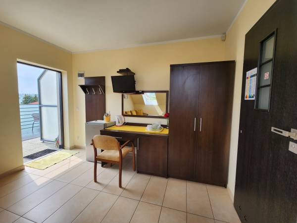 Pokój 3os., nr5,6,7,8.