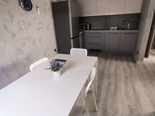 KINGASERWIS Pokoje do wynajęcia