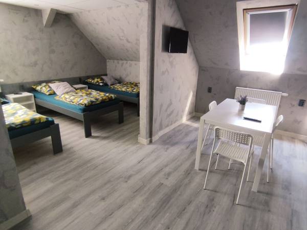 KINGASERWIS Pokoje do wynajęcia