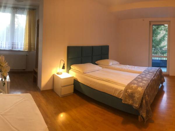 Pokój nr 7 z balkonem i łazienką 