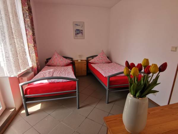 Pok.nr.4. 2 pokojowy , 4 osobowy