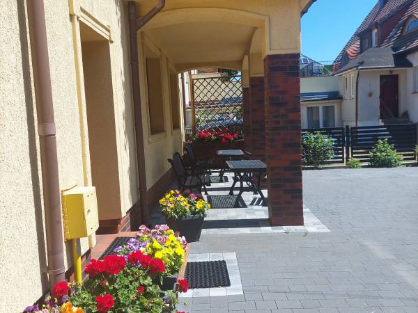 Podwórko, strona południowa