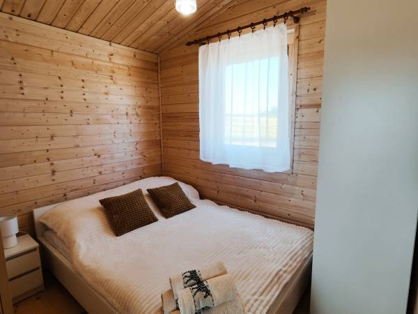 Lewa sypialnia - Domek Drewniany