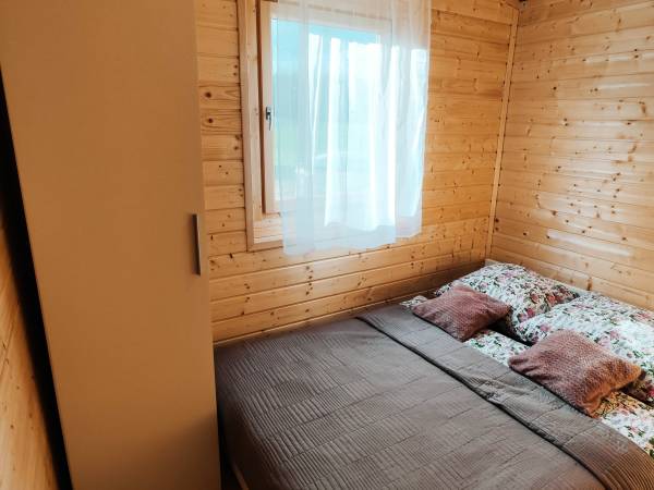 Prawa sypialnia - Domek Drewniany