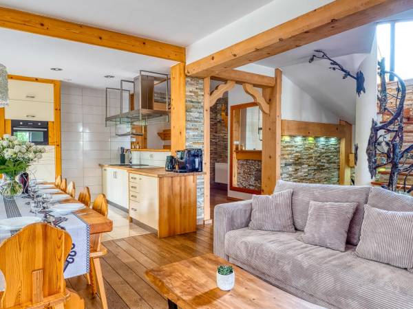 Kompleks Delta House