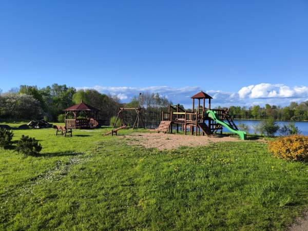 Plaża w Żywkach - Plac zabaw