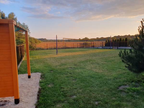 Boisko do siatkówki i piłki nożnej