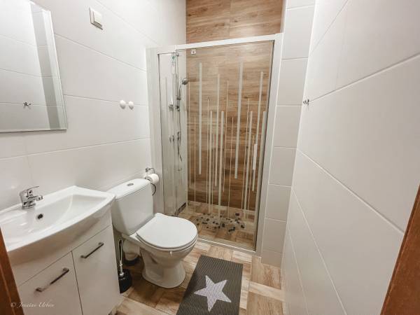 apartament 3-pokojowy łazienka