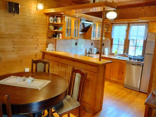 Dom nad jeziorem Pile