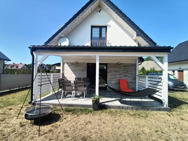 wygodny zadaszony taras 