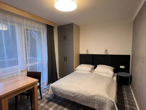 Pokój dwuosobowy na 2 piętrze