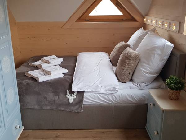 Domek z bali KORONKA