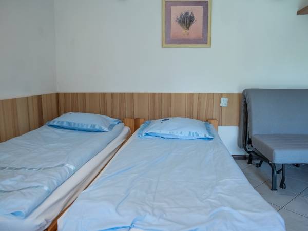 DOMEK WIATRAK 4-osob.