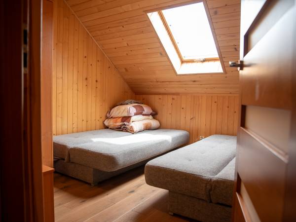 Domek 8-osobowy: sypialnia 4-osobowa