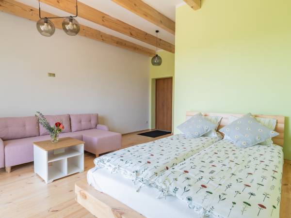 Wiejskie podwórze Ekologiczne gospodarstwo agroturystyczne