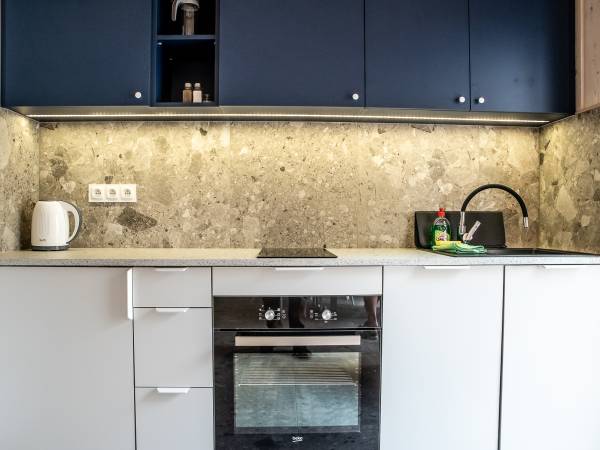 Kuchnia domek biały