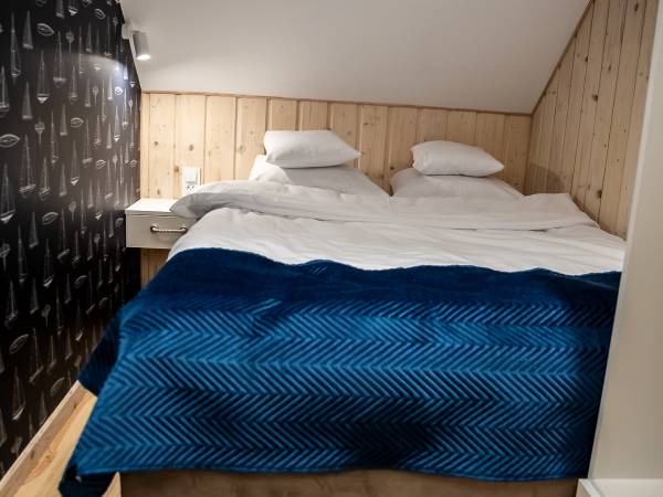 Sypialnia domek biały