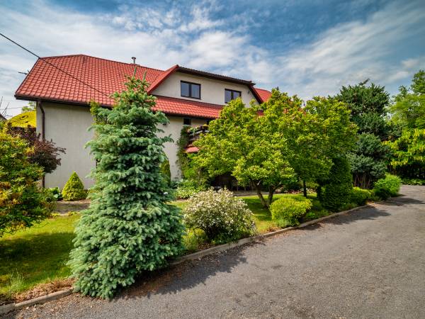 Pokoje i Apartamenty Aneta