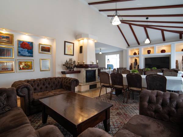 Willa Karmazynowa Przystań