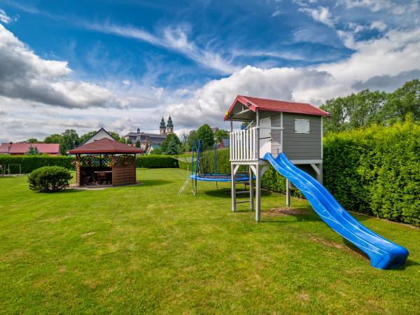 Plac zabaw dla dzieci.